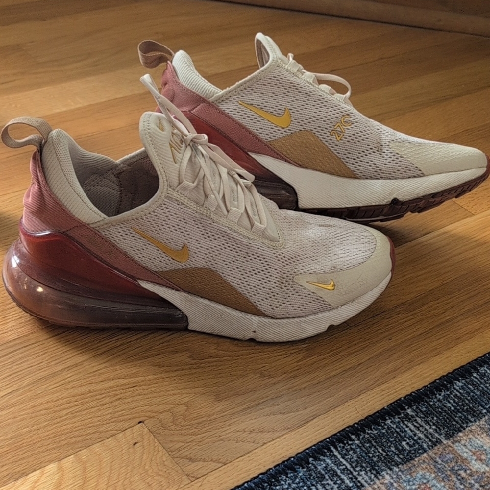 Nike Women's Air Max 270 Beige and Gold Sneakers